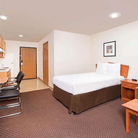 Woodspring Suites Columbus Fort Moore エクステリア 写真