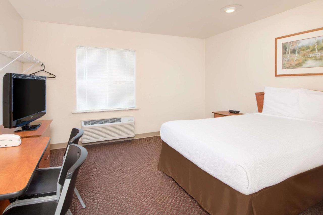 Woodspring Suites Columbus Fort Moore エクステリア 写真