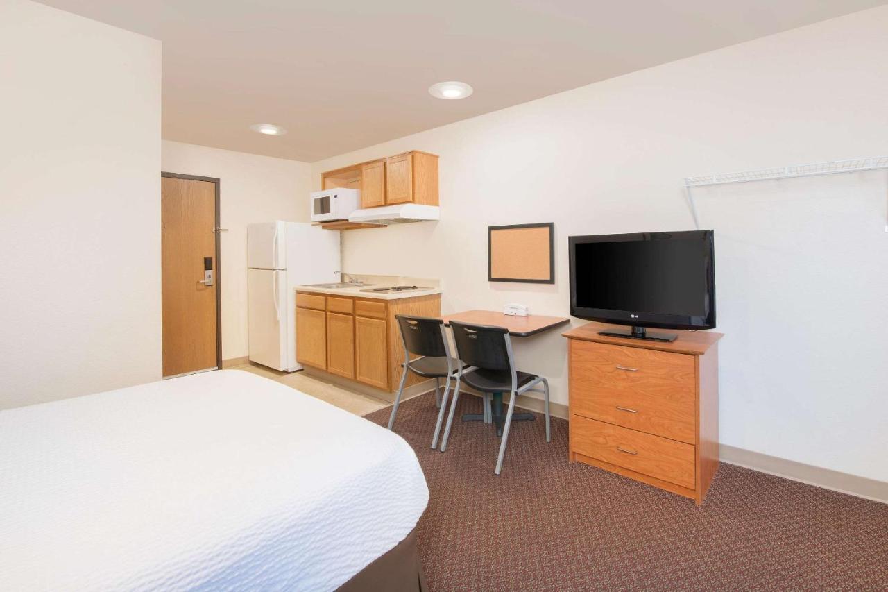 Woodspring Suites Columbus Fort Moore エクステリア 写真